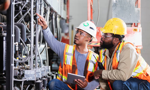Best Local Electrician Companies  in Shasta Lake, CA